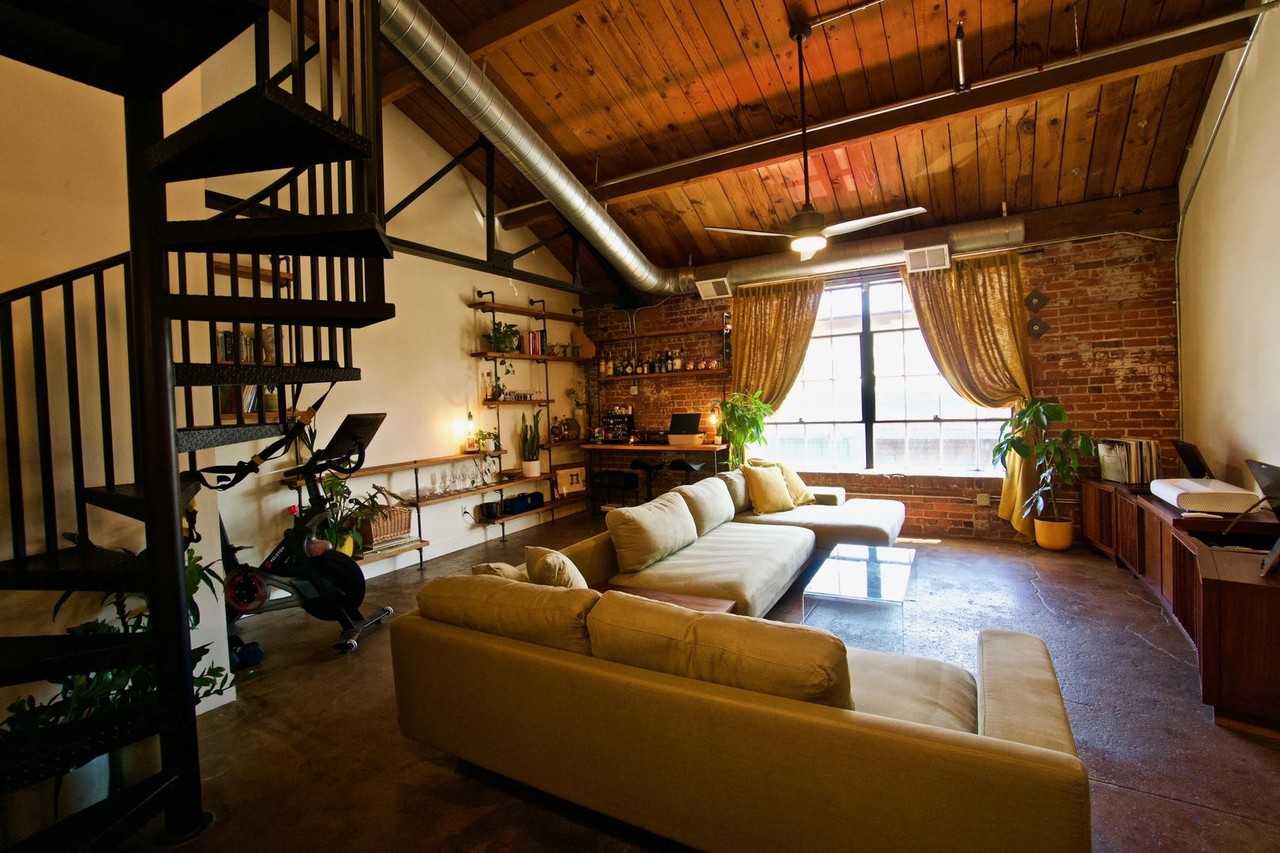 1300 N Pennsylvania St #204 - Photo 4 of 18