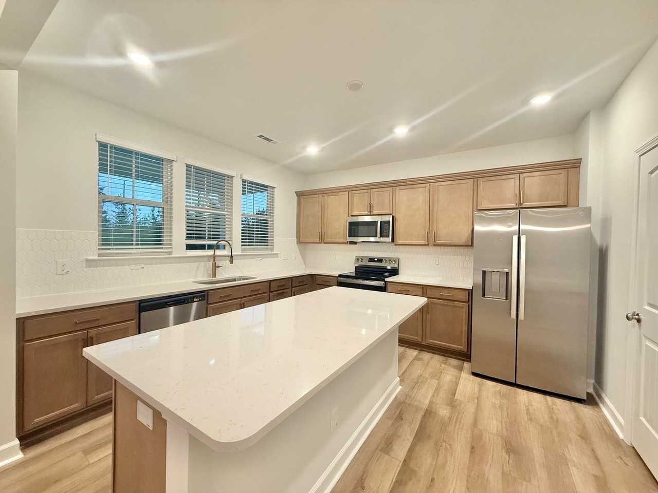 443 White Oak Garden Way - Photo 5 of 22