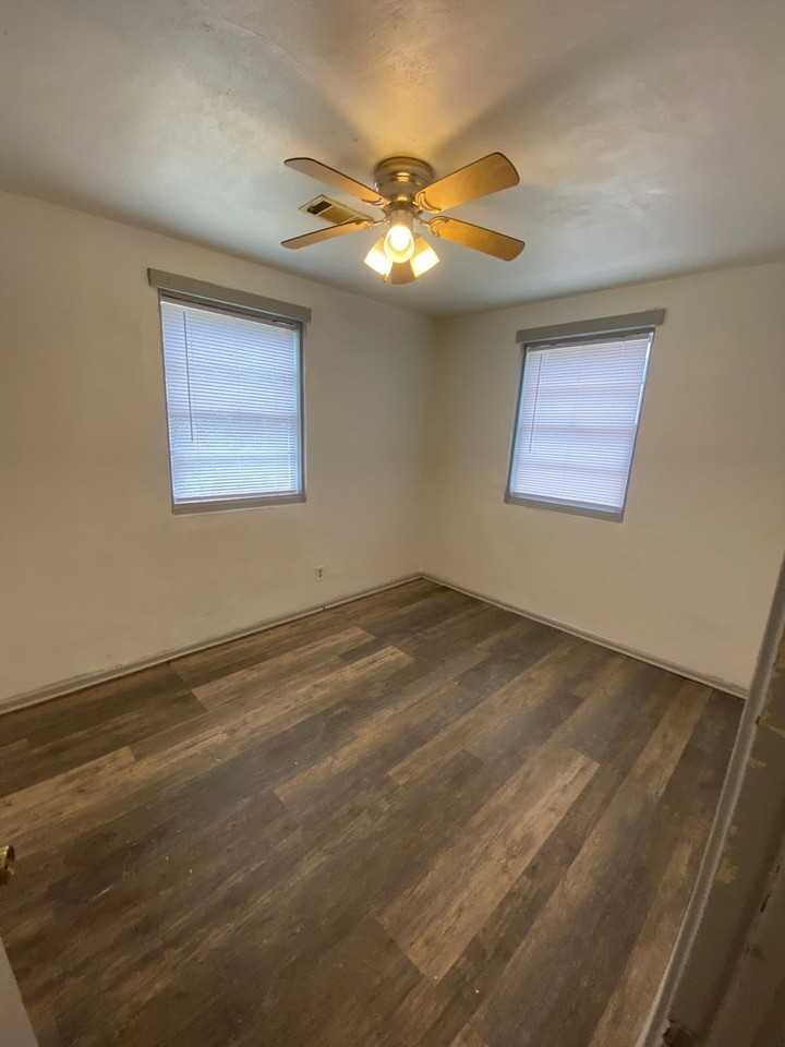 2512 Lumpkin Ct - Photo 5 of 10
