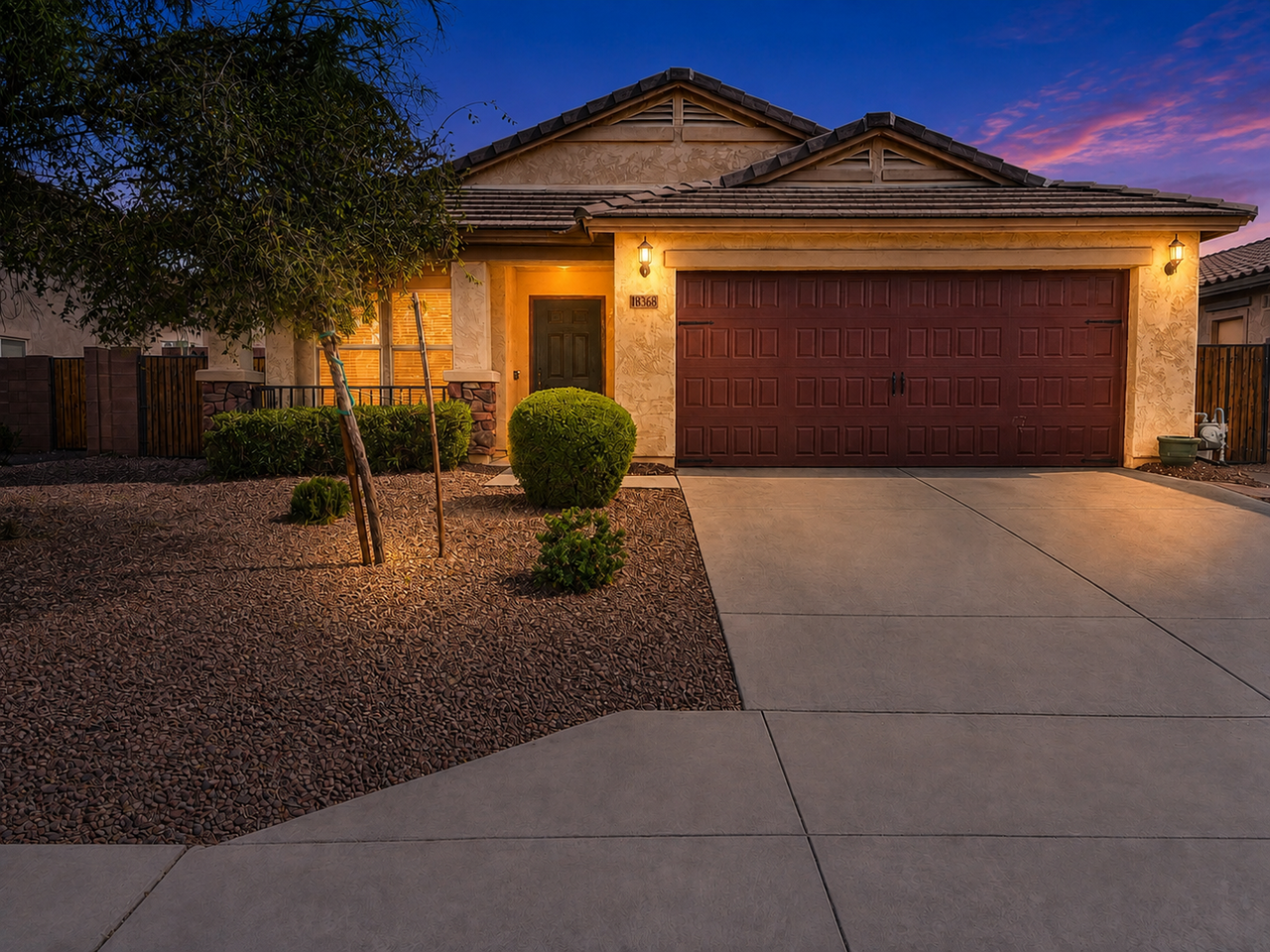 18368 W Getty Dr - Photo 2 of 13