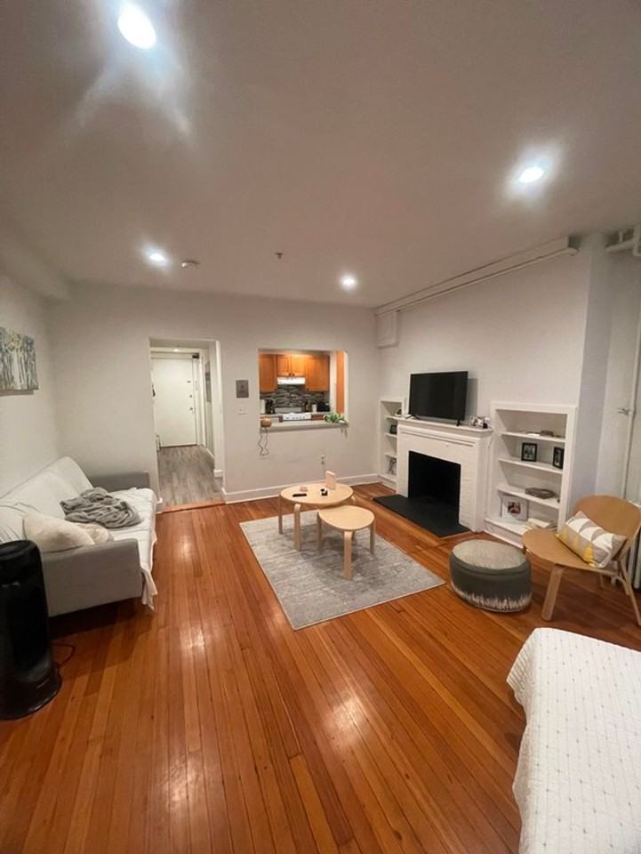 474 Beacon St - Photo 3 of 11