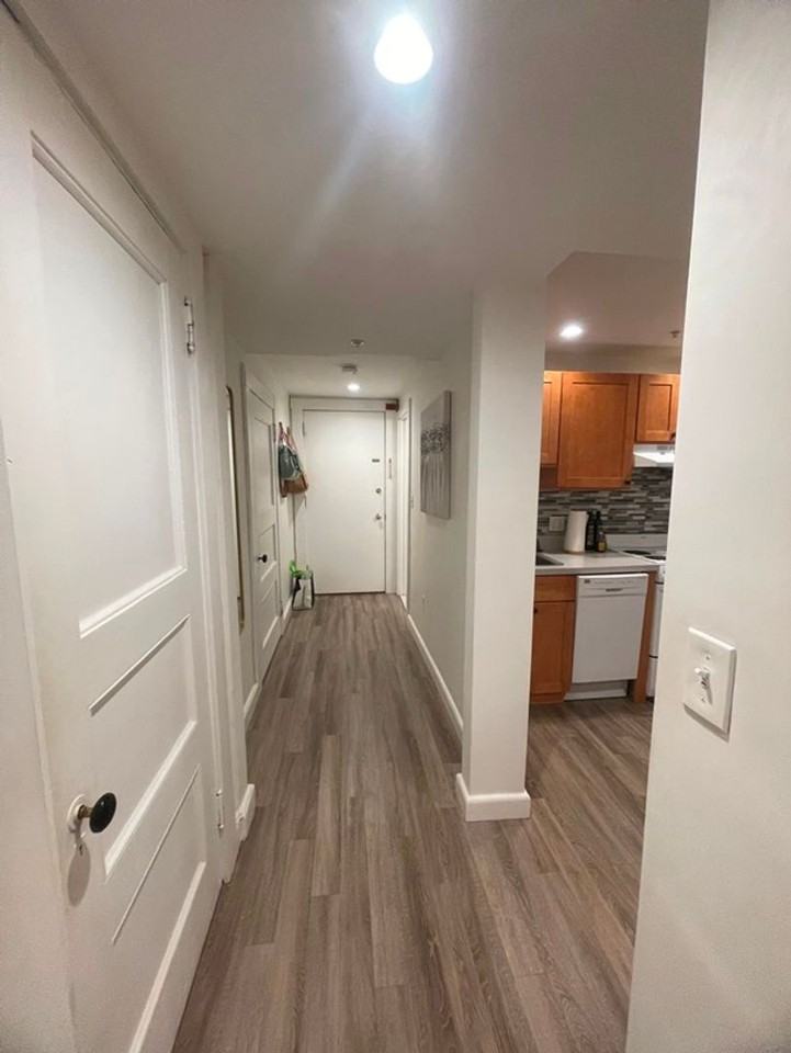 474 Beacon St - Photo 4 of 11