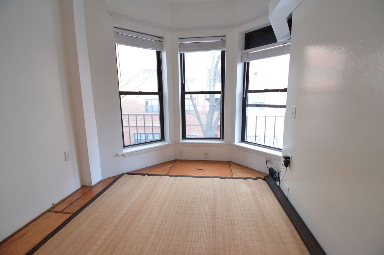 40 Saint Botolph St - Photo 4 of 8