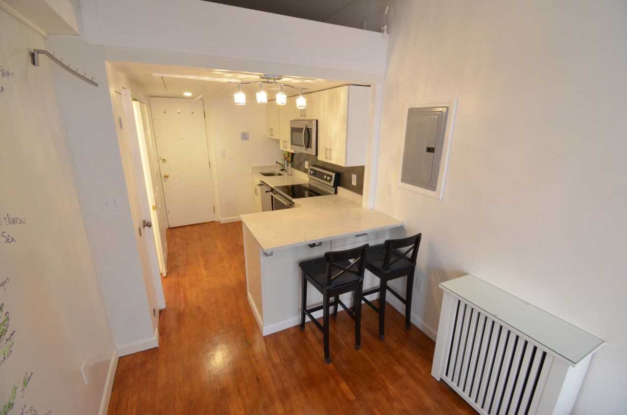 40 Saint Botolph St - Photo 5 of 8