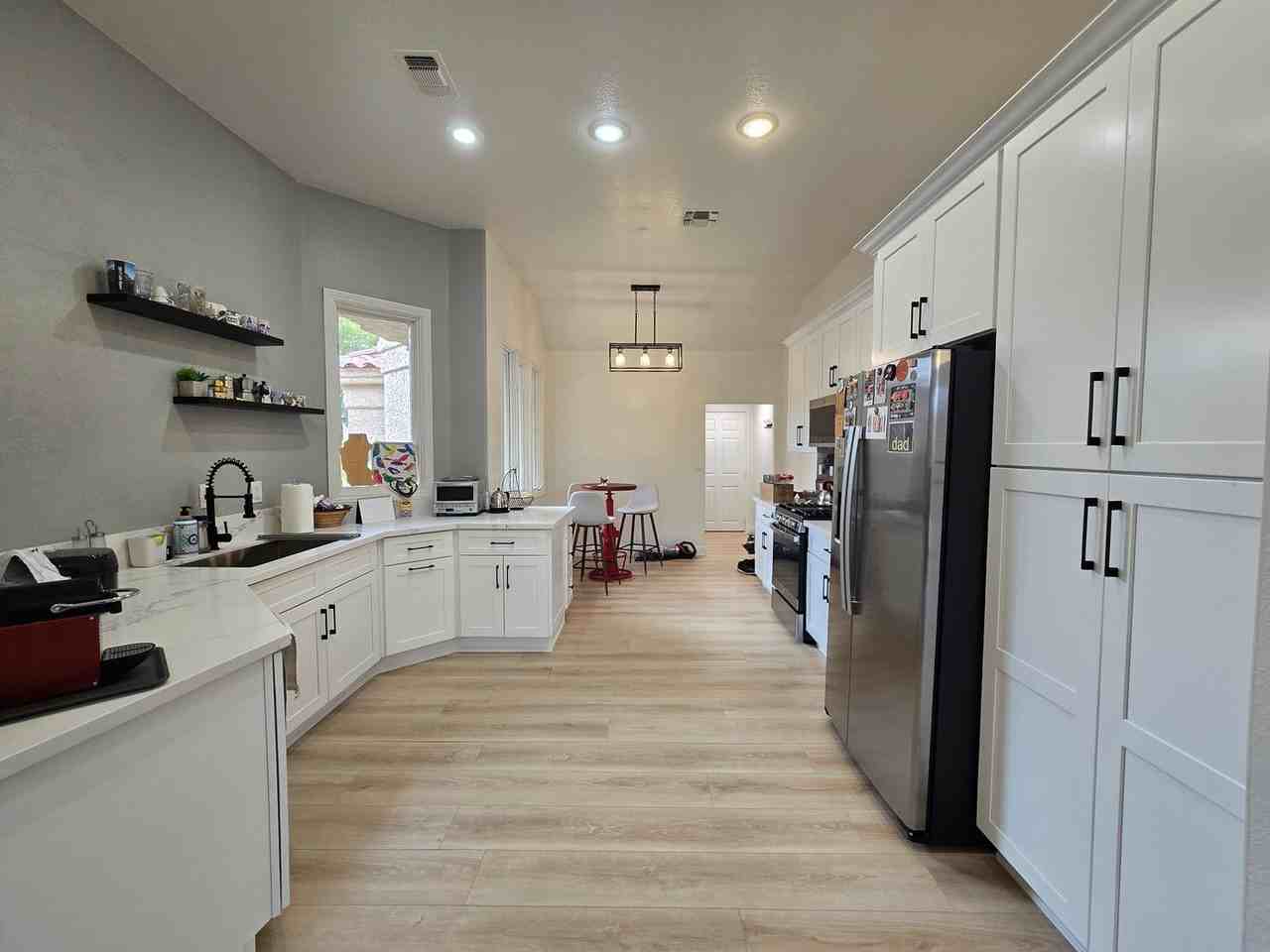 7931 Harbour Towne Ave - Photo 5 of 50
