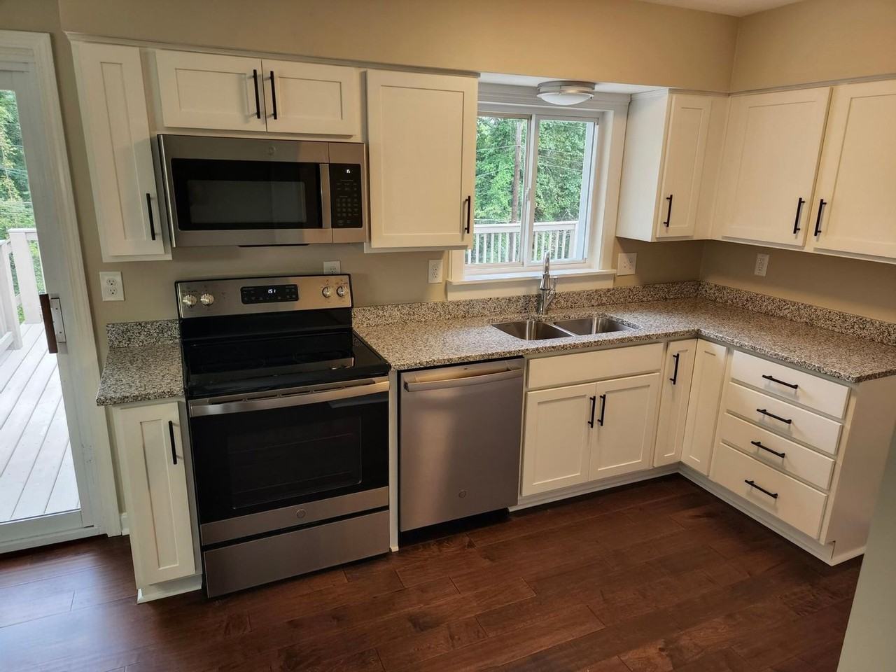 2129 Dogoon Dr - Photo 7 of 29