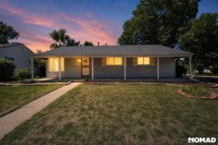 3201 S Holly St - Photo 1 of 1