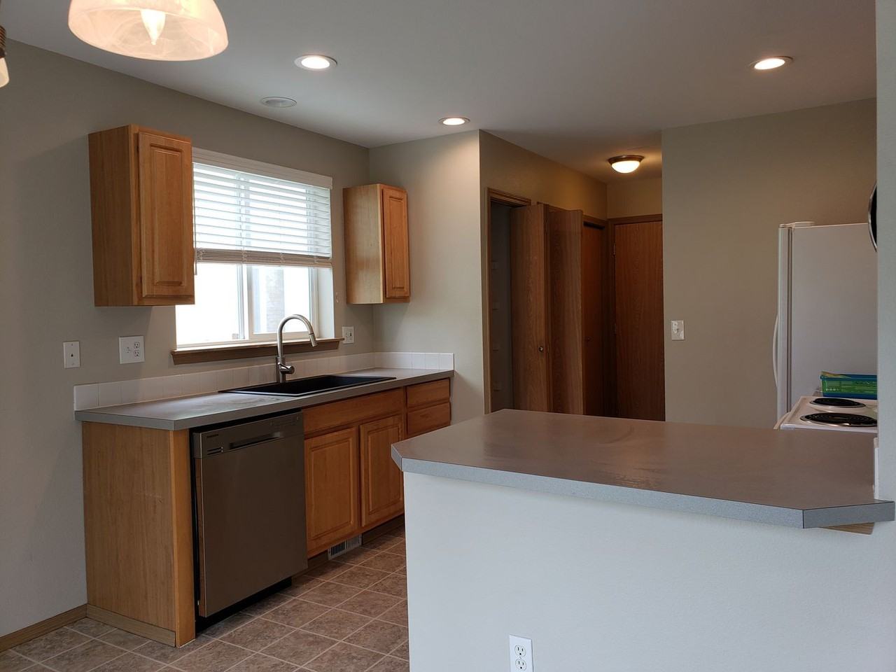 17910 110th Street Ct E - Photo 2 of 18