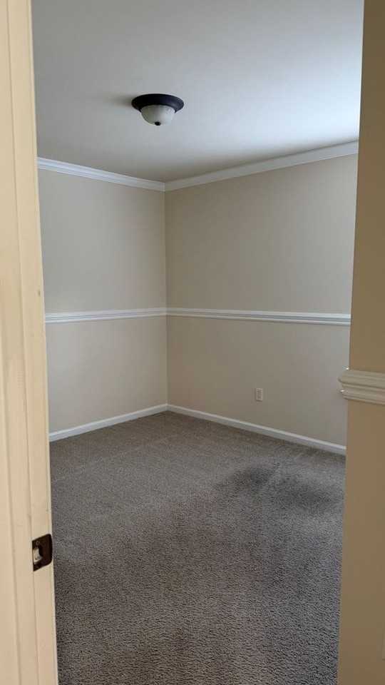 505 Chartwell Dr - Photo 7 of 14
