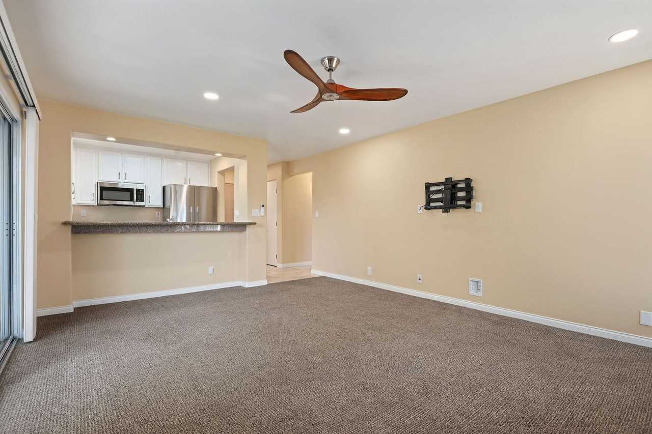 450 Por La Mar Cir - Photo 5 of 32