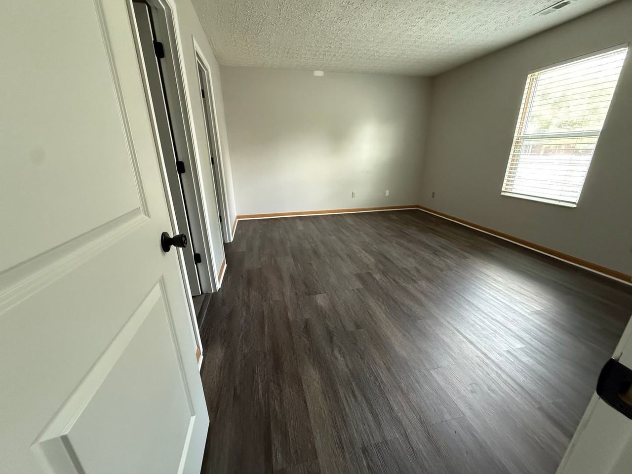 3243 Meridian Rd - Photo 4 of 13