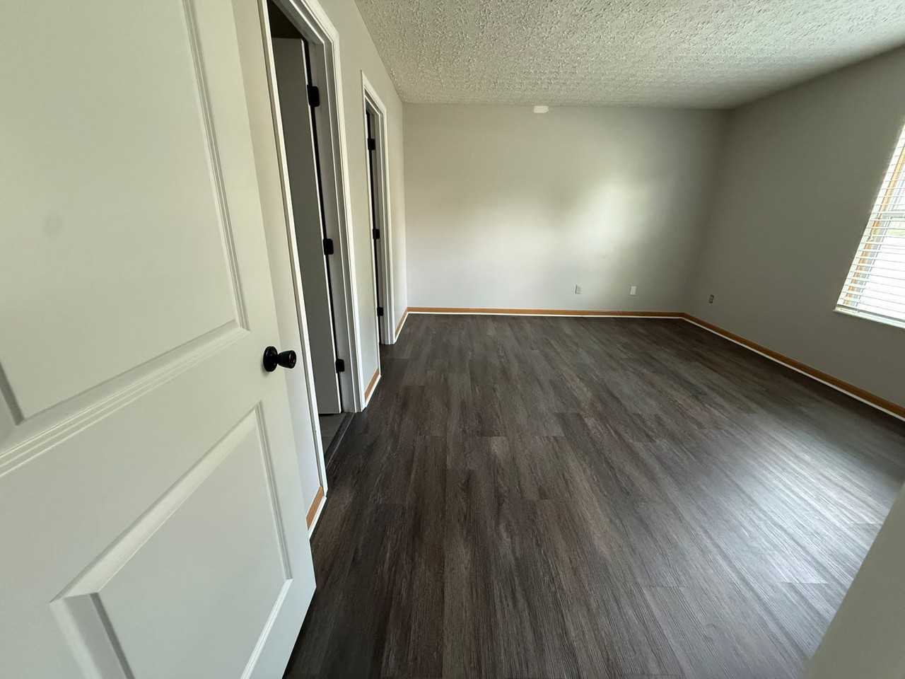 3243 Meridian Rd - Photo 5 of 13