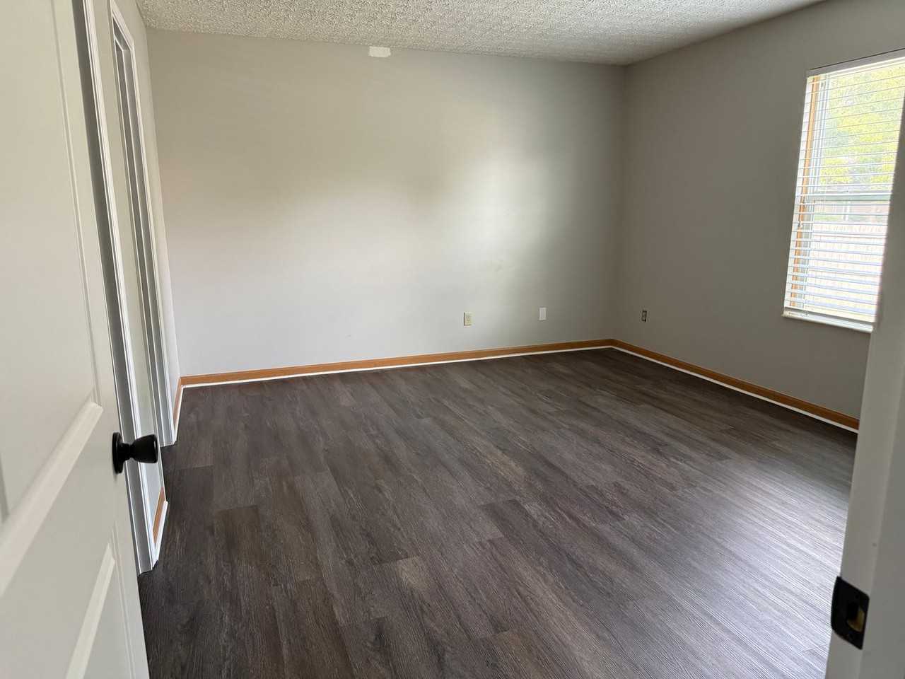 3243 Meridian Rd - Photo 6 of 13