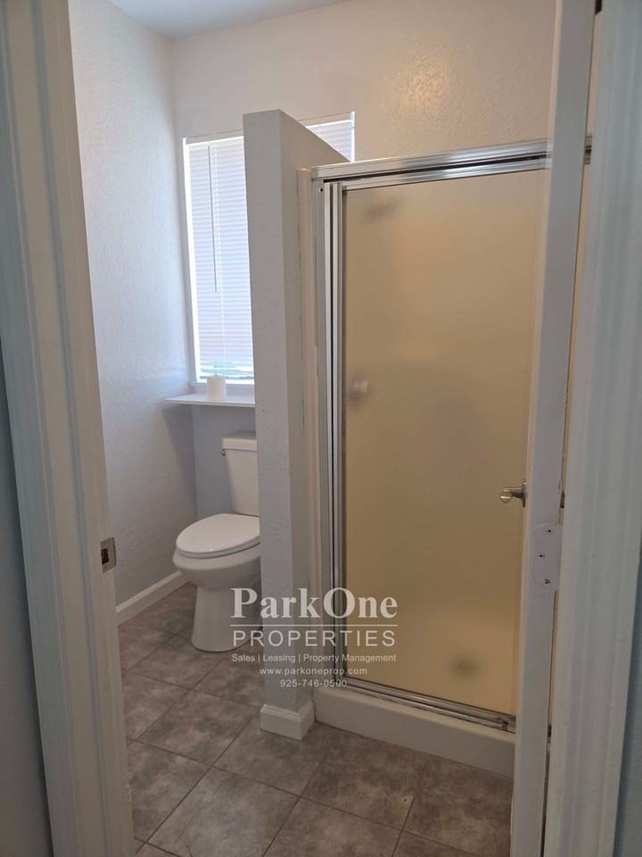 2314 Willow Pass Rd - Photo 6 of 8