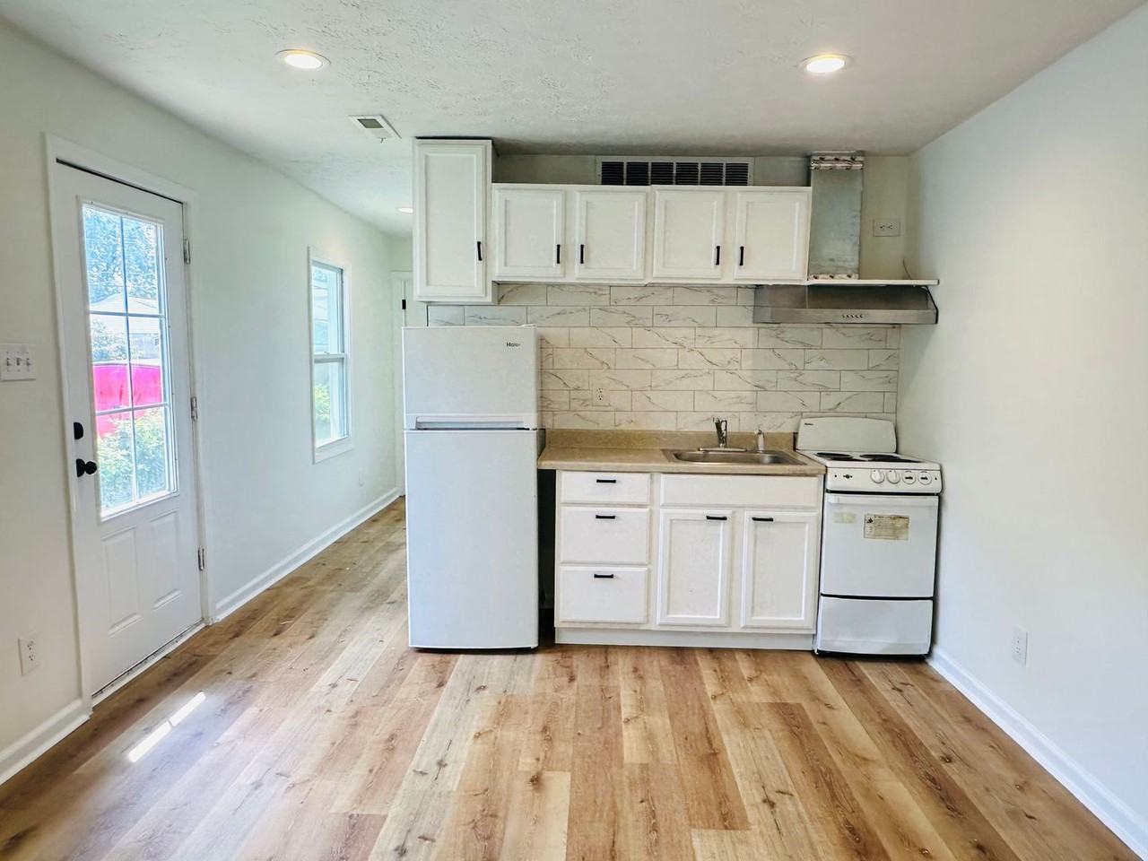 2322 Paris Ave #A - Photo 2 of 14