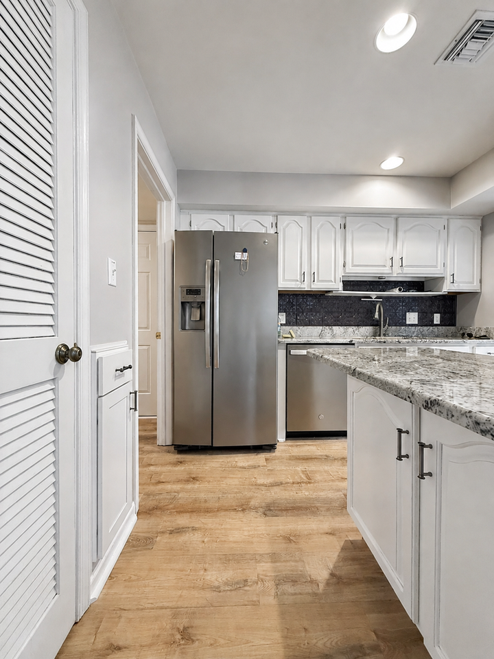 252 Crescent Dr - Photo 6 of 27