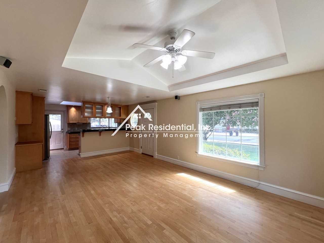 6101 Mariposa Ave - Photo 5 of 30