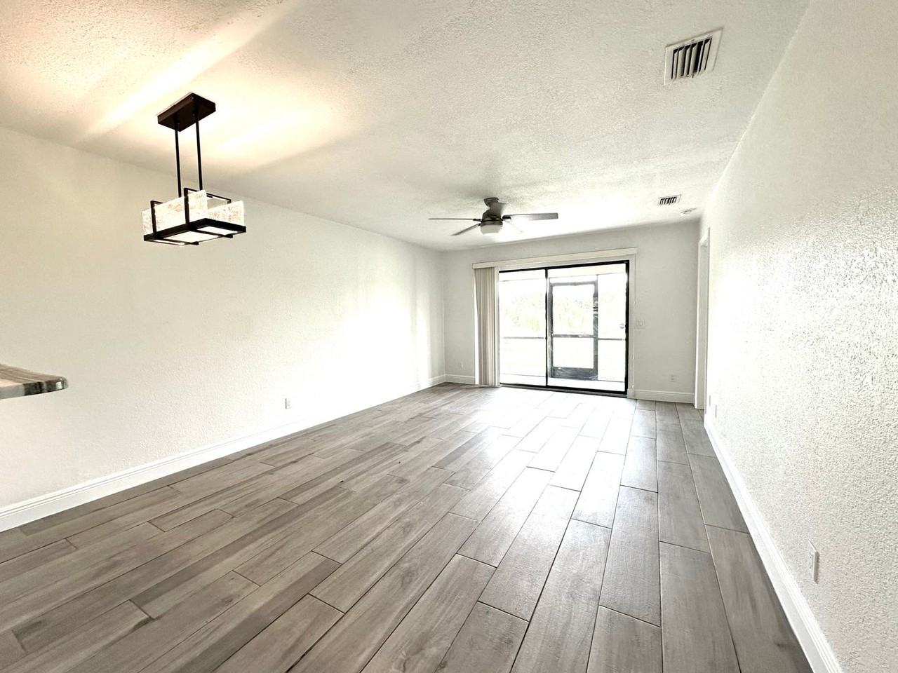 26305 Explorer Rd - Photo 4 of 41