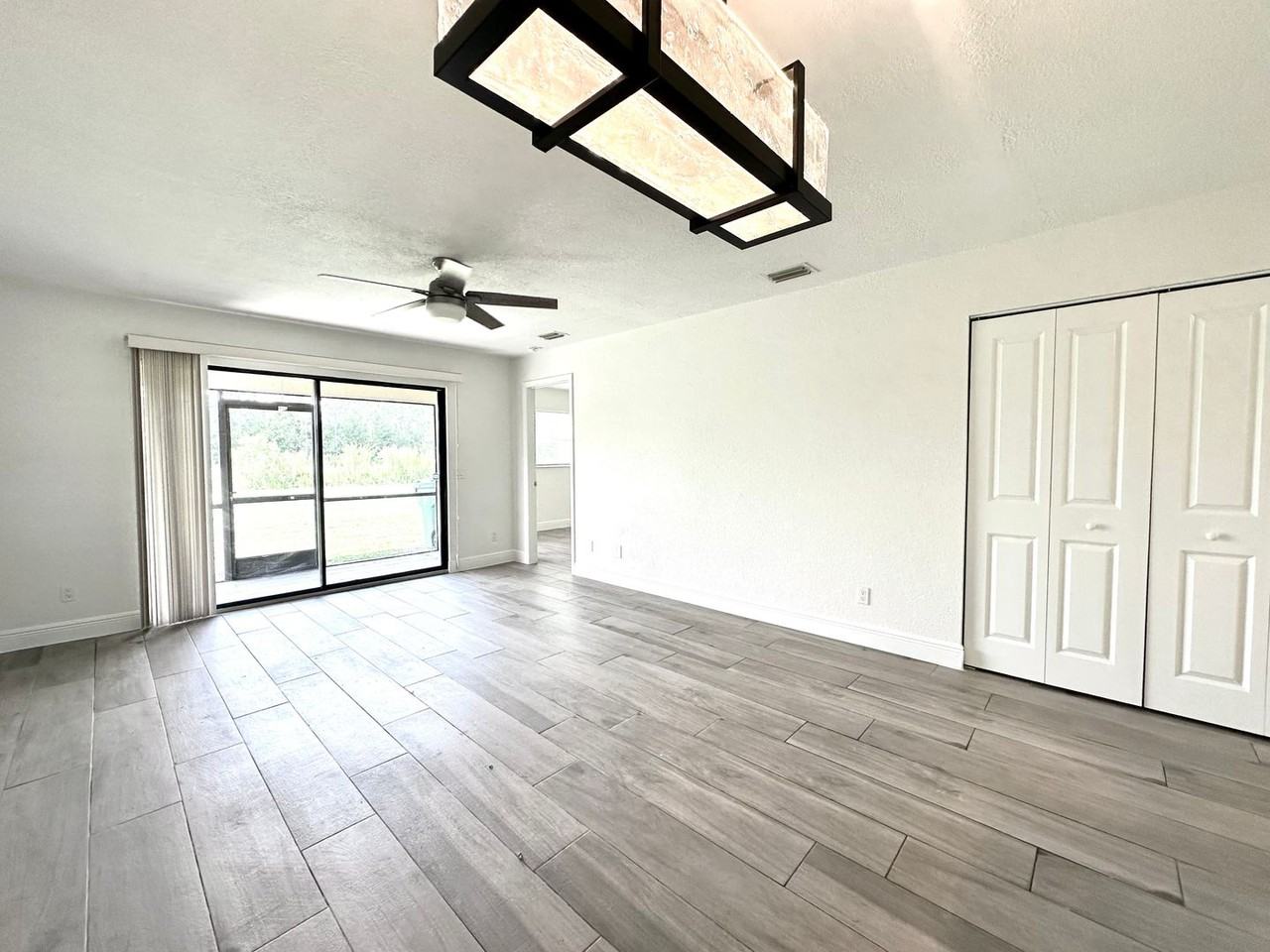 26305 Explorer Rd - Photo 5 of 41