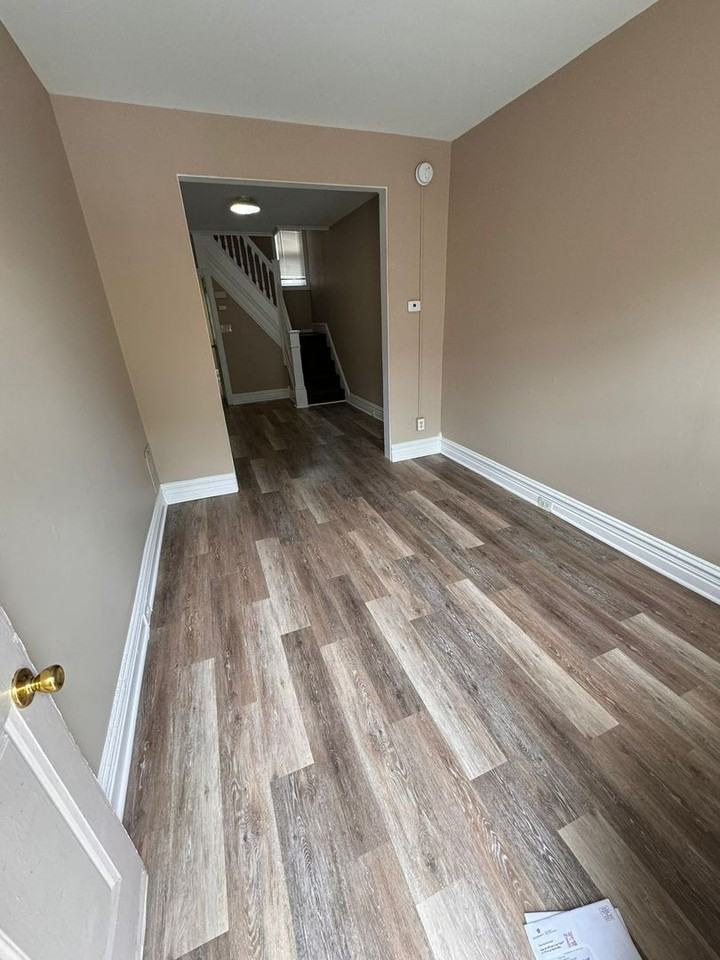 409 N Refwal St - Photo 7 of 9