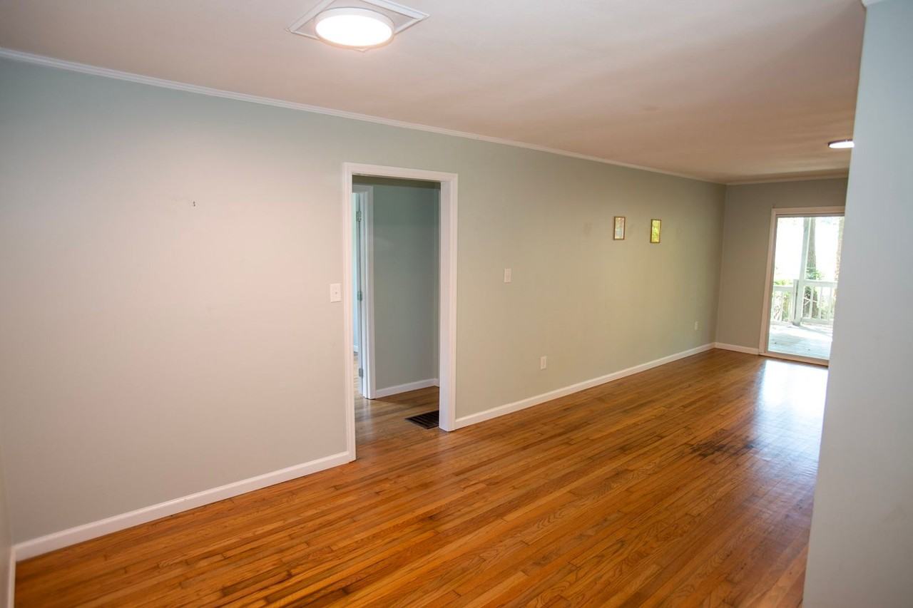230 Habersham Way - Photo 4 of 14