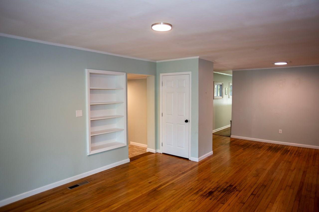 230 Habersham Way - Photo 6 of 14