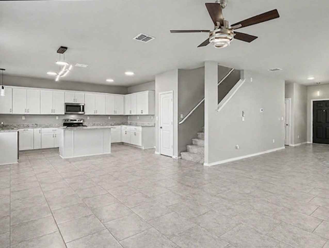 7606 Granger Cv - Photo 3 of 31