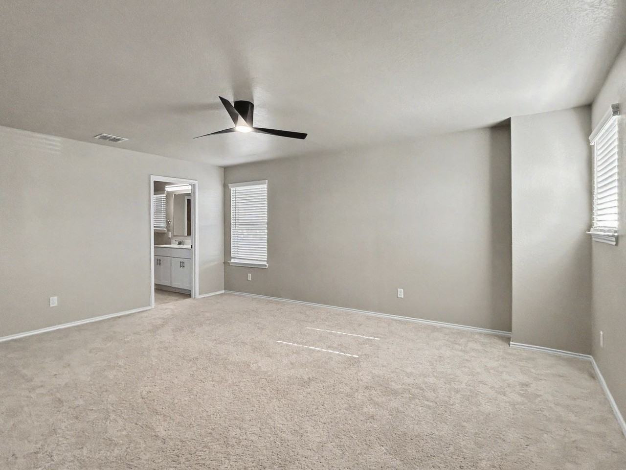 7606 Granger Cv - Photo 6 of 31