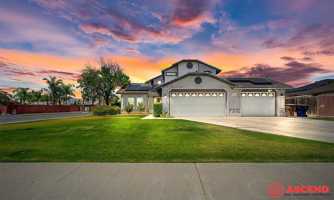 featured image of 11418 Jenlee Ave