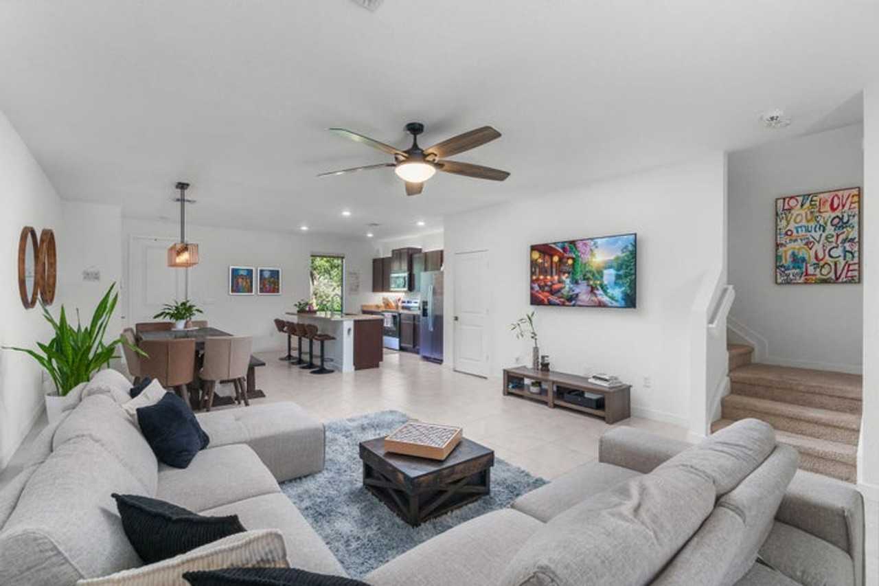 527 Nw 17th St - Photo 5 of 17