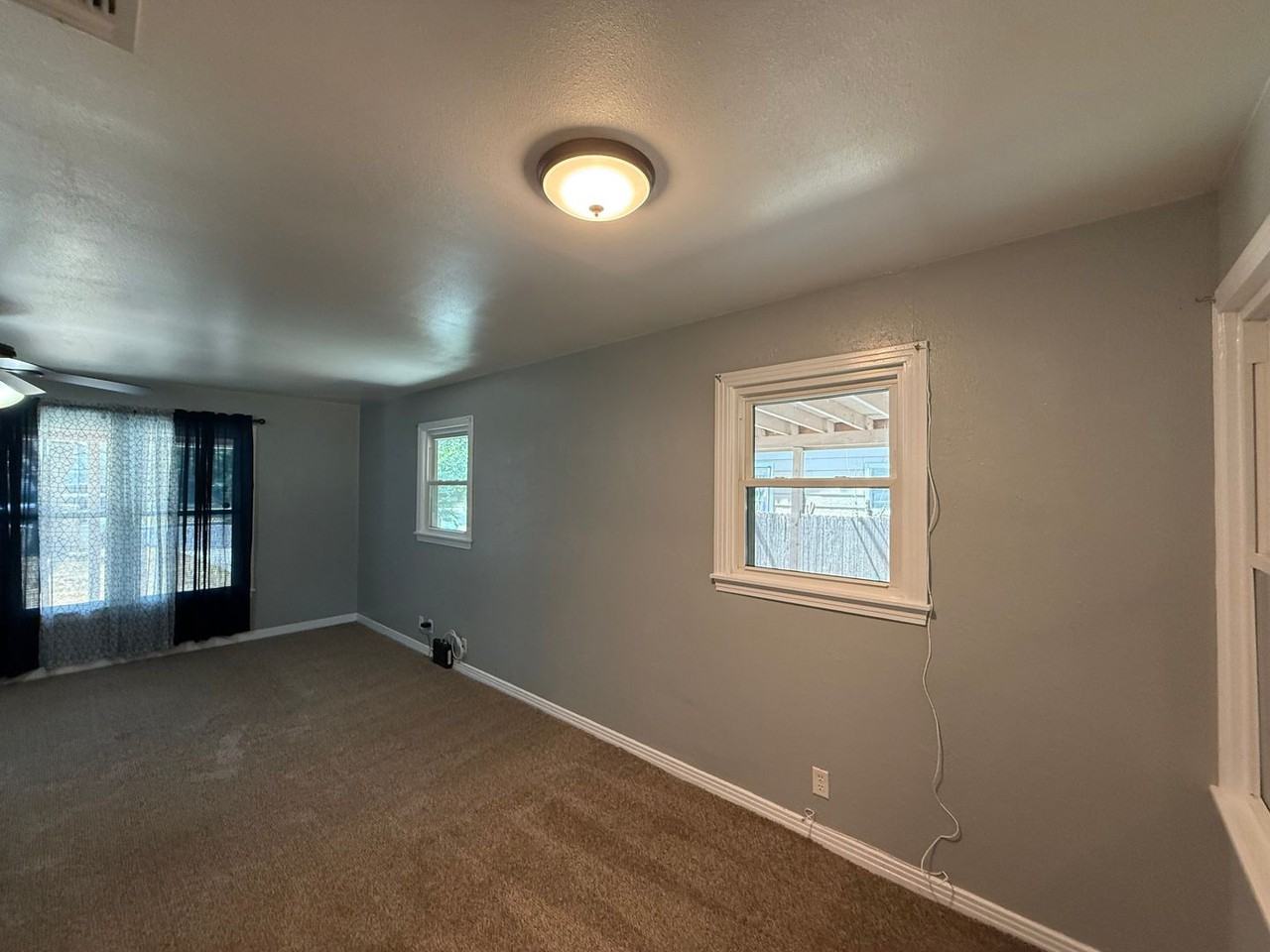 1510 Parker St - Photo 6 of 14