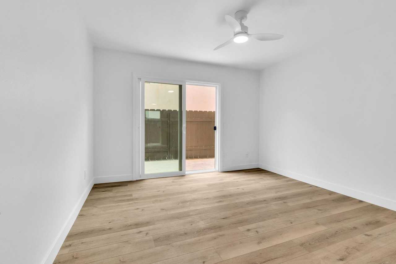 428 W Los Angeles Dr - Photo 5 of 14