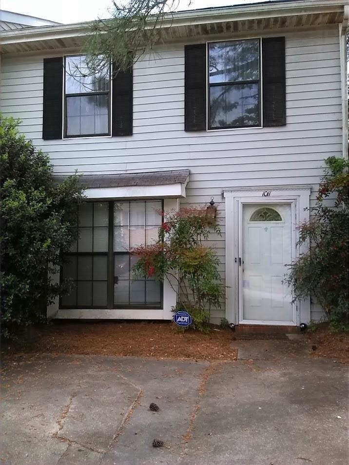 1011 Windy Oaks Ct Se - Photo 2 of 48