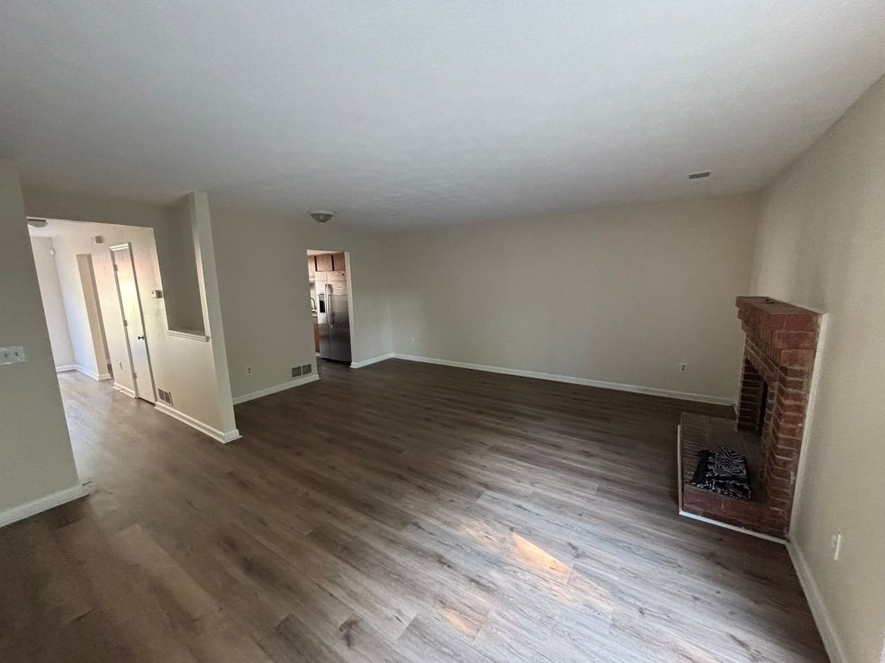 1011 Windy Oaks Ct Se - Photo 4 of 48