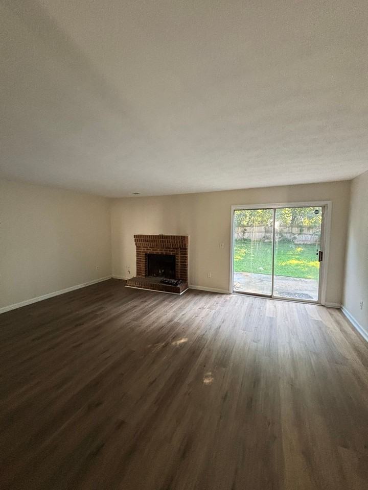 1011 Windy Oaks Ct Se - Photo 7 of 48