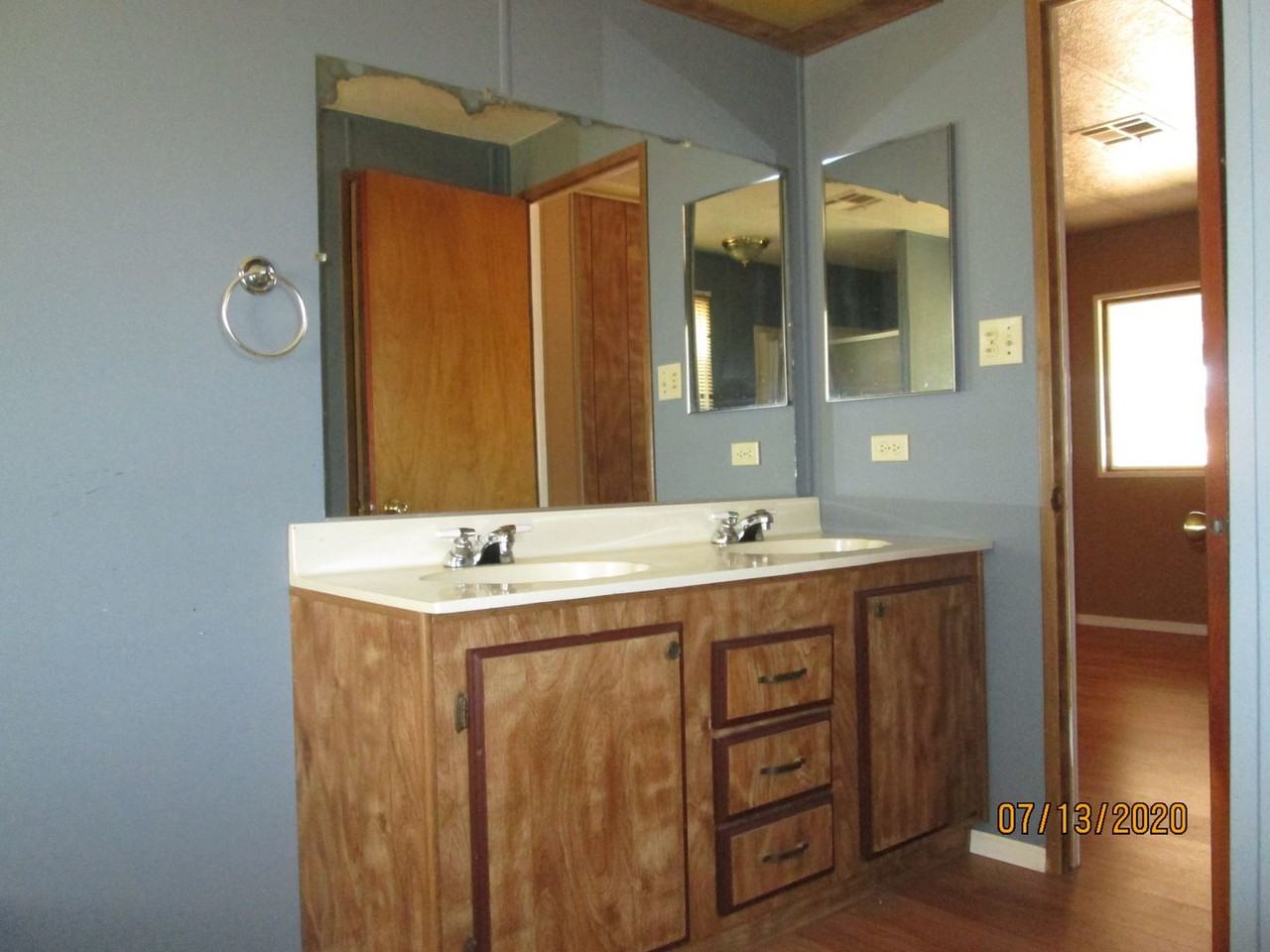 3316 W Zuni Pl - Photo 7 of 13