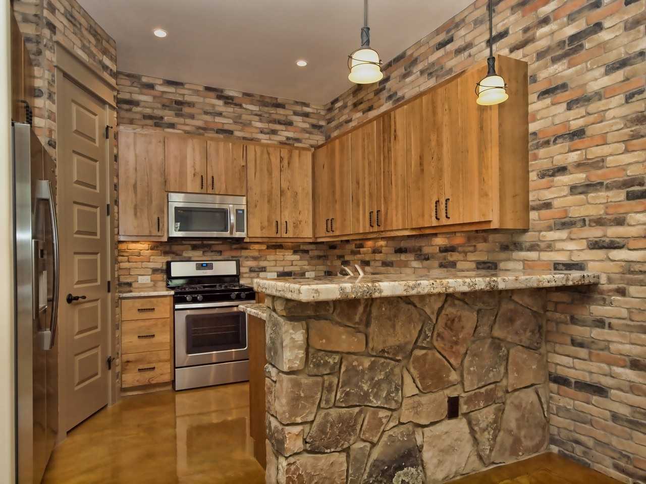 2917 Rio Grande St - Photo 2 of 31