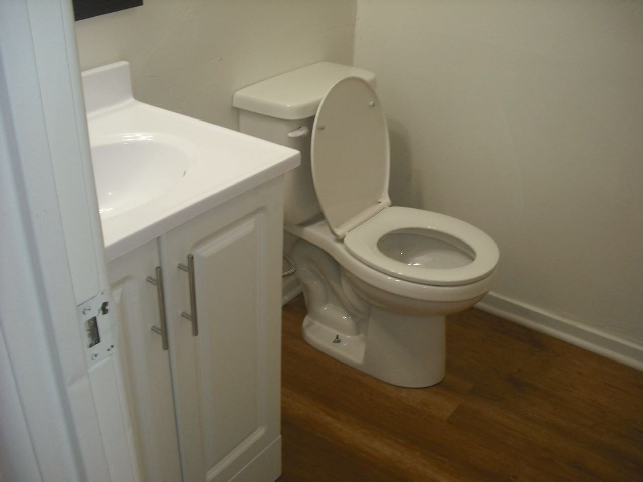 1851 Fisher Dr Apt D - Photo 5 of 13