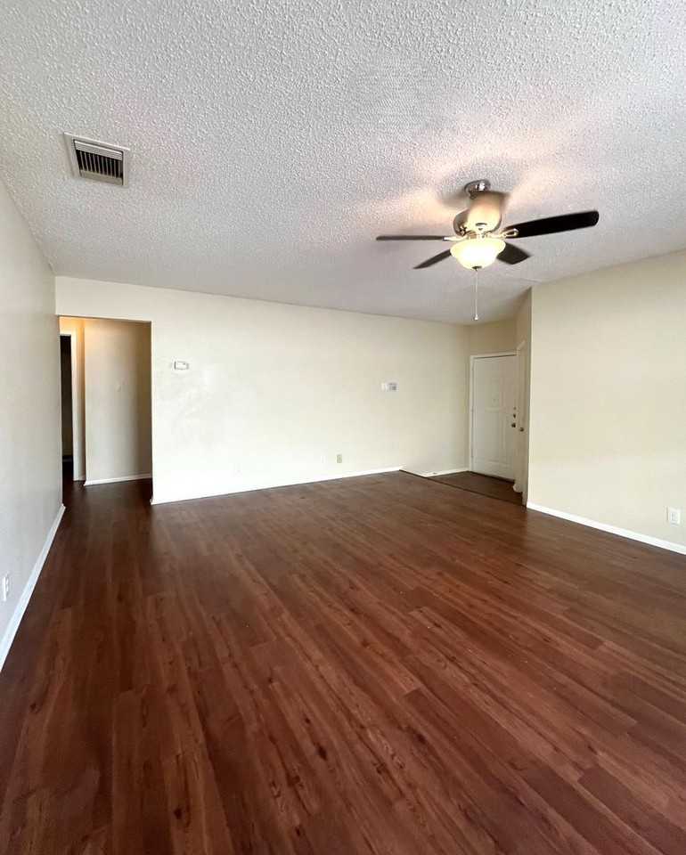 7319 Huntsman Run Dr - Photo 2 of 13