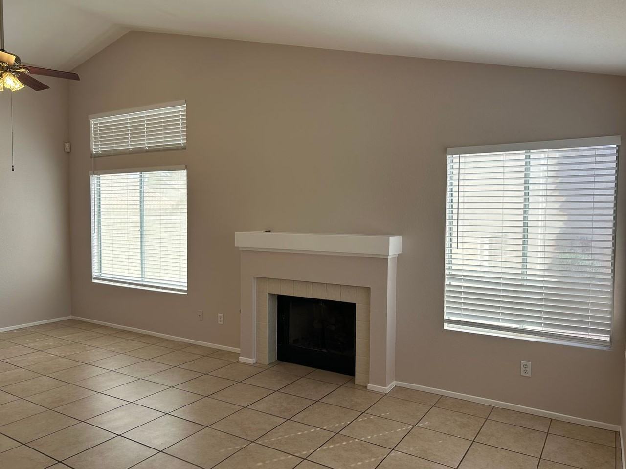1420 Grey Knoll Cir - Photo 4 of 24