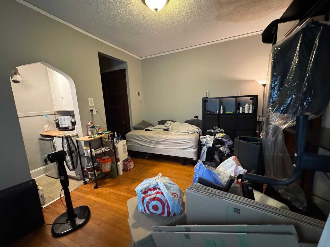 790 Dayton Ave - Photo 4 of 15