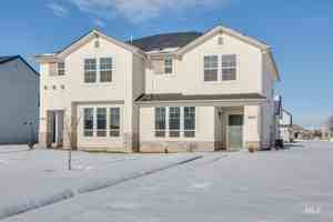 featured image of 5820 W Striker Ln