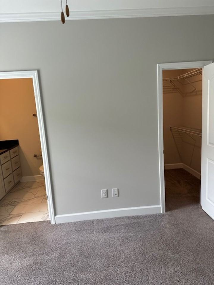 2205 Harrison St - Photo 5 of 12