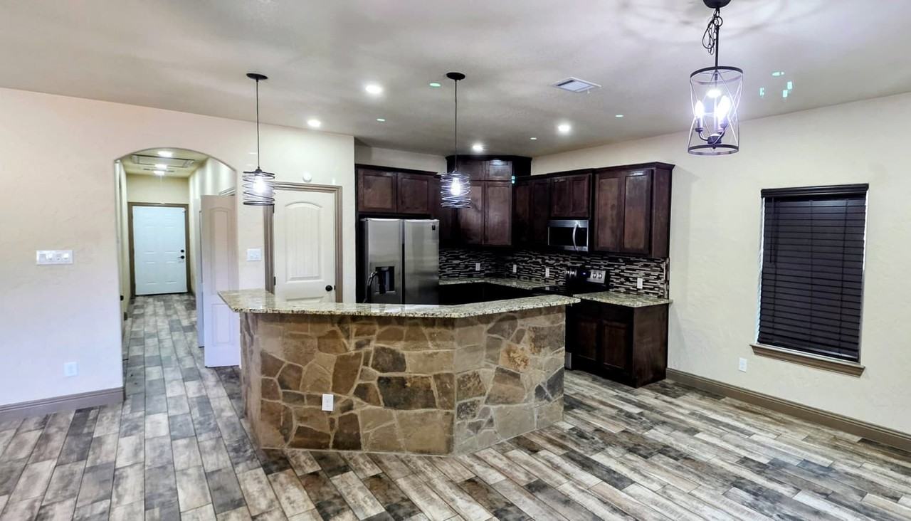 3504 Avenue I #NA - Photo 3 of 20