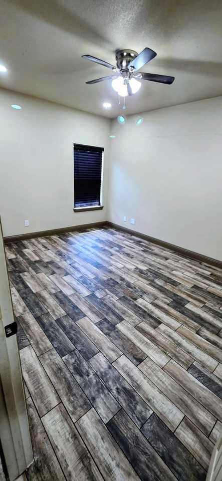 3504 Avenue I #NA - Photo 7 of 20