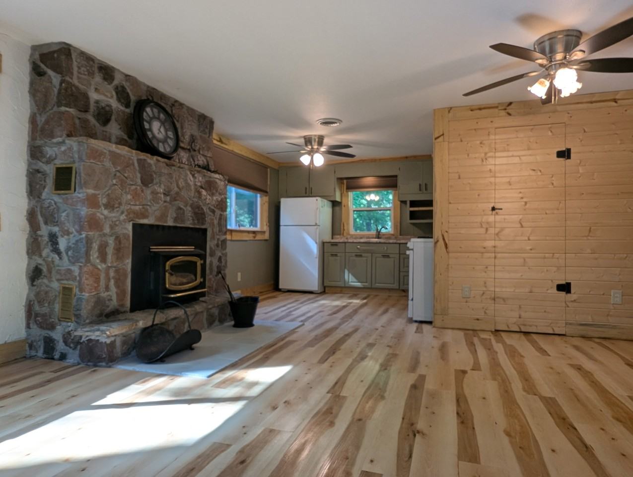 1150 Dover Dr #NA - Photo 7 of 25