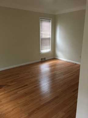 21099 Blackmar Ave - Photo 5 of 33