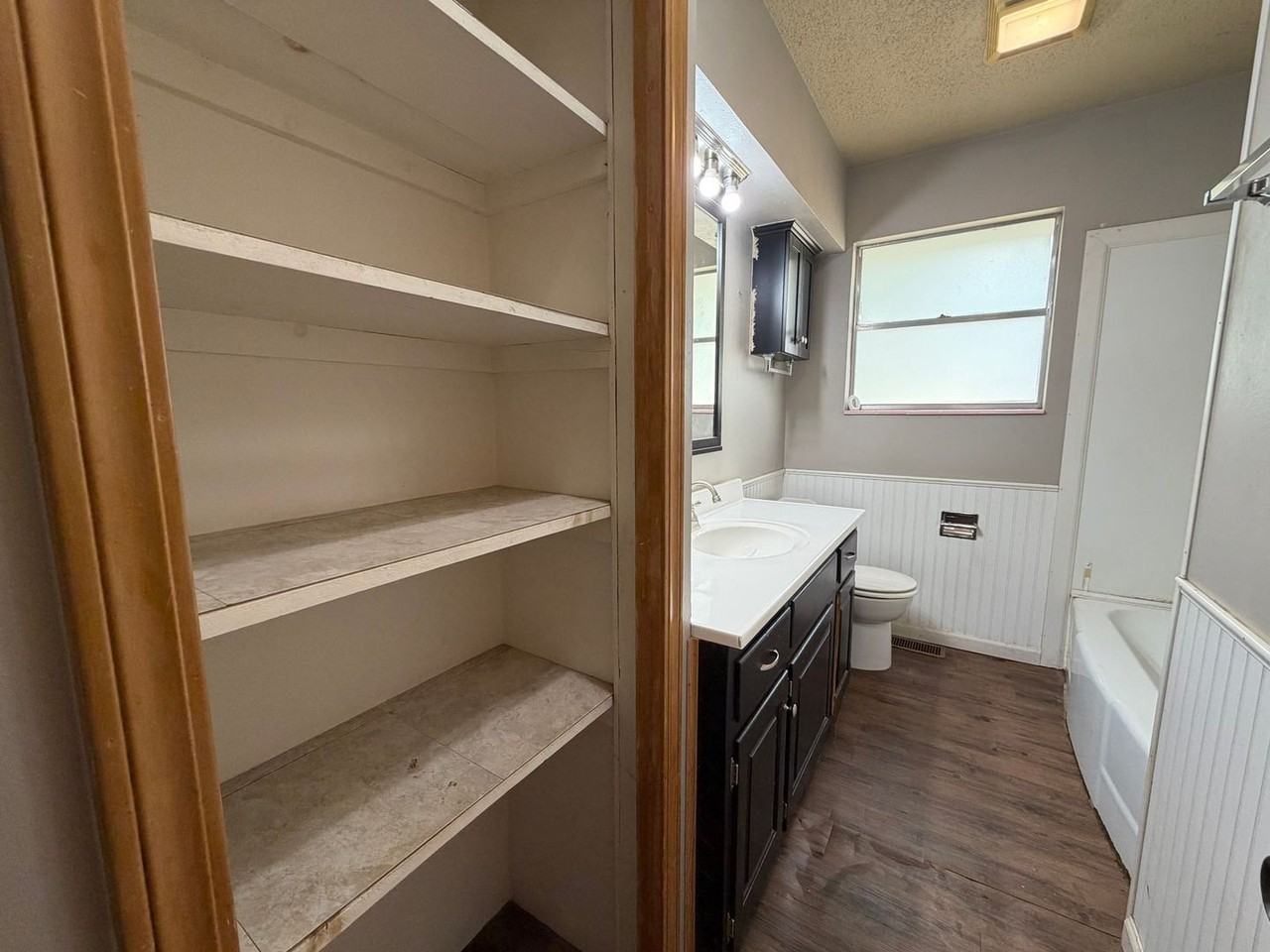 12 Shirley Ln - Photo 7 of 32