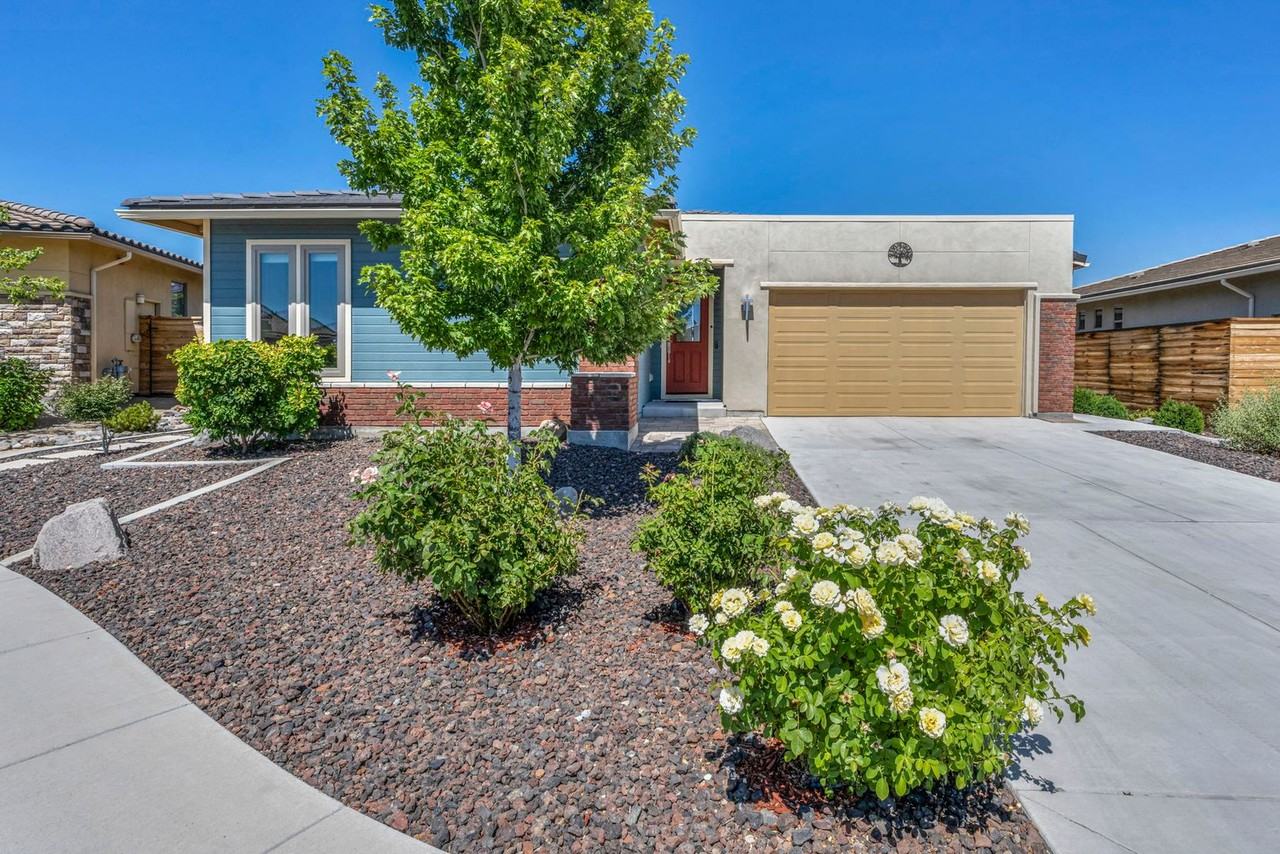 2722 Mylonite Dr - Photo 2 of 50