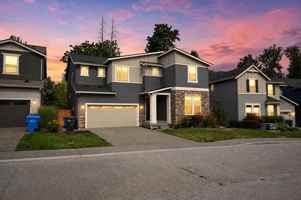 featured image of 5663 13th Street Ct Ne